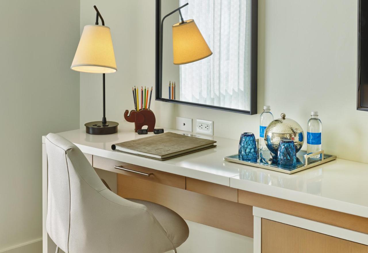 Art Ovation Hotel, Autograph Collection Sarasota Bagian luar foto